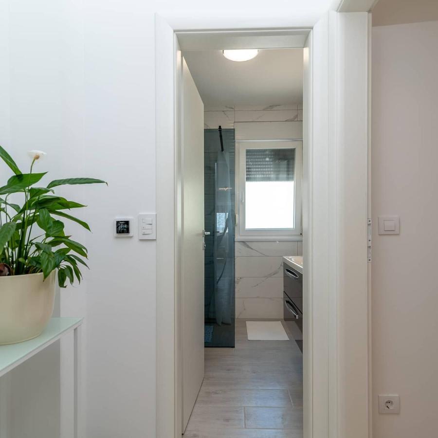 Apartman Lotos Lejlighed Trogir Eksteriør billede